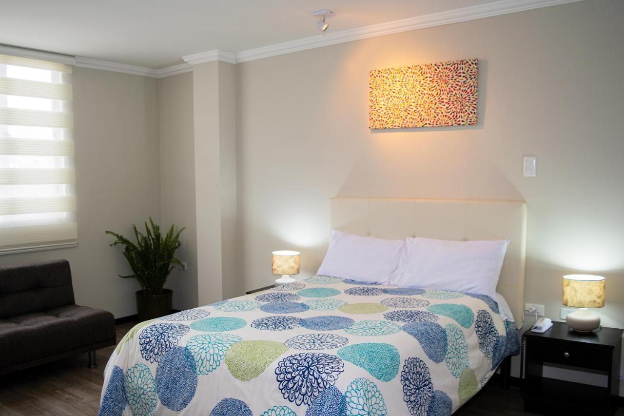 Illari Hotel Riobamba Eksteriør bilde