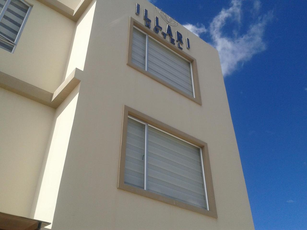 Illari Hotel Riobamba Eksteriør bilde